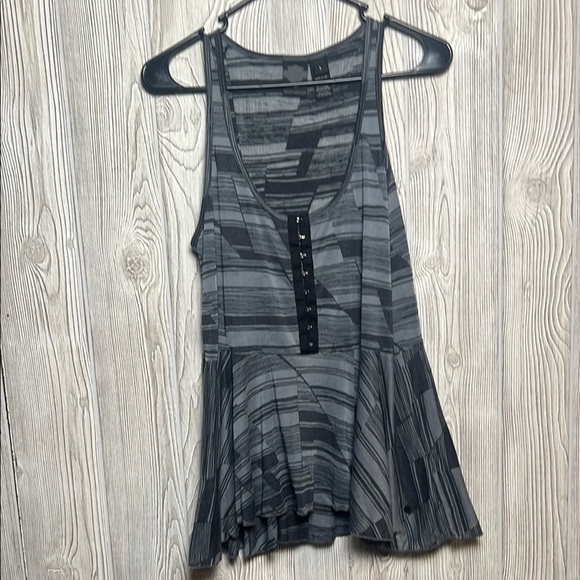 Harley-Davidson Gray Stripe Tank Top Size Large - Picture 1 of 6